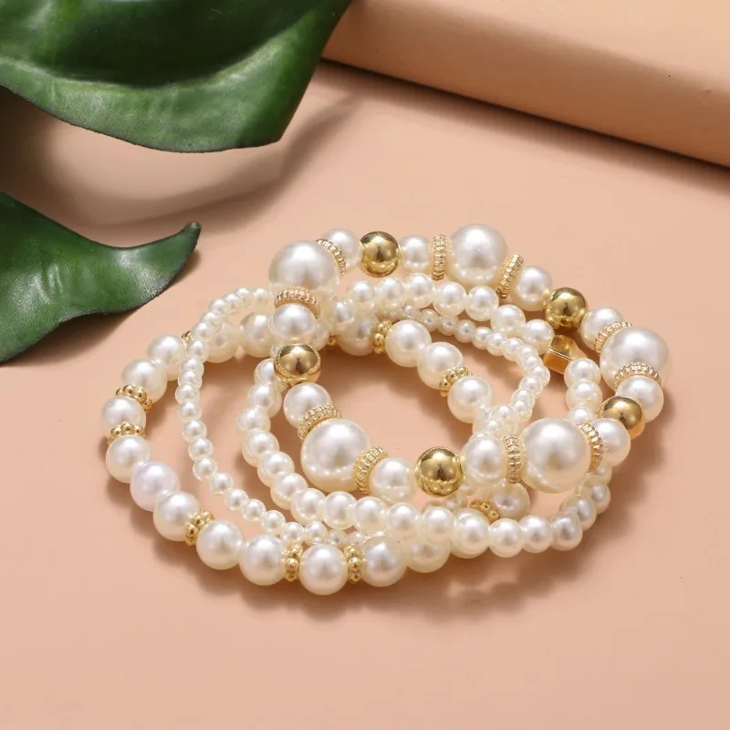 Beautiful and Versatile Pearl Love Womens Bracelet Set of 4 Ins High Grade Elegant Fashionable Jewelry 250613
