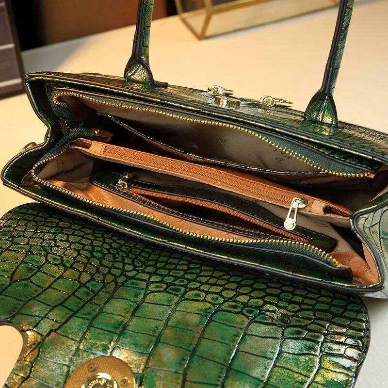 2024 New European And American Style Handbag Platinum Crocodile Pattern Large Middle-Aged Mother Bag Genuine Leath