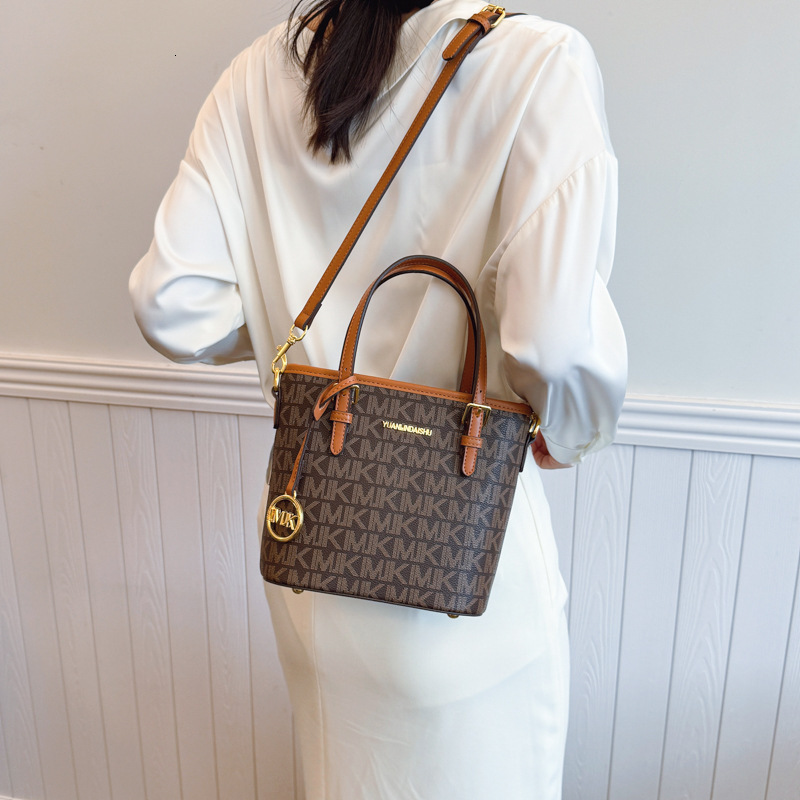 designer High-end Retro Handbag Basket Bag for Women 2025 New Mini Tote Bag Ladies Shoulder Bag Crossbody Bag