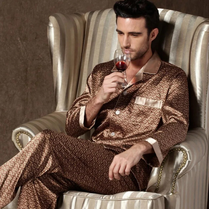 High Quality Mens Pajamas Suit Summer Ice Silk Sleepwear Thin Shortsleeved Trousers Twopiece Loungewear Male 250614