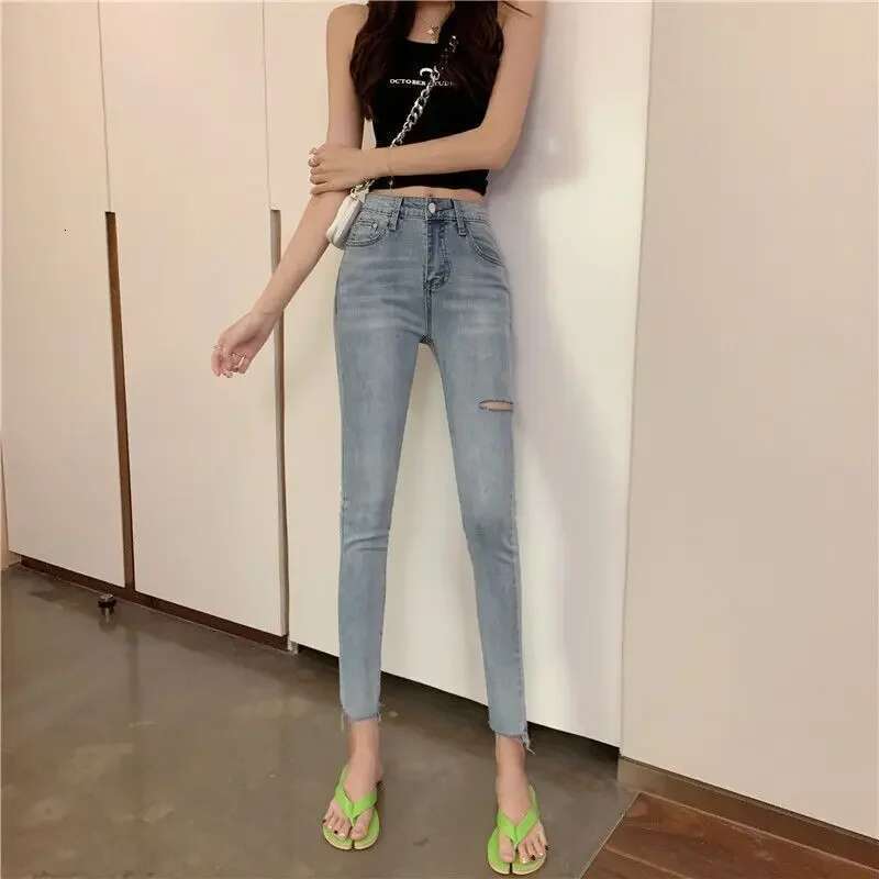 Pencil Slim Fit Womens Cropped Jeans Skinny Cowboy Pants for Woman Spring Harajuku Fashion Z Basics Clothing Emo Pipe Trousers