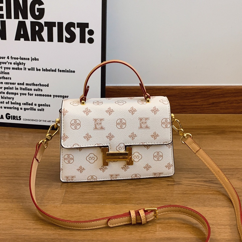 2025 Free Shipping Women's Designer Luxury New Fashionable Retro Small Square Bag Versatile Single Shoulder Crossbody Bag brown white