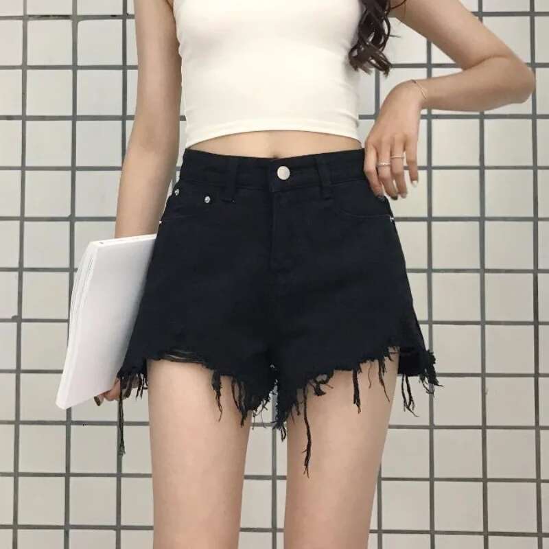 Womens Shorts Mini With Waist Pocket Short Pants For Women To Wear Ripped Jeans Loose Baggy Denim New In Classic Luxury Fashion