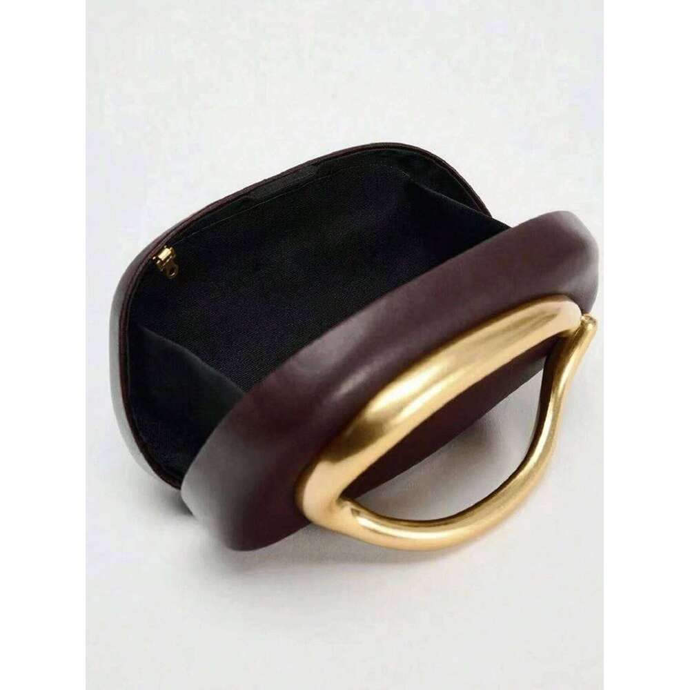 Stylish Simple Buckle Decorative Clutch European And American Retro Dinner Metal Chain, Box Bag,