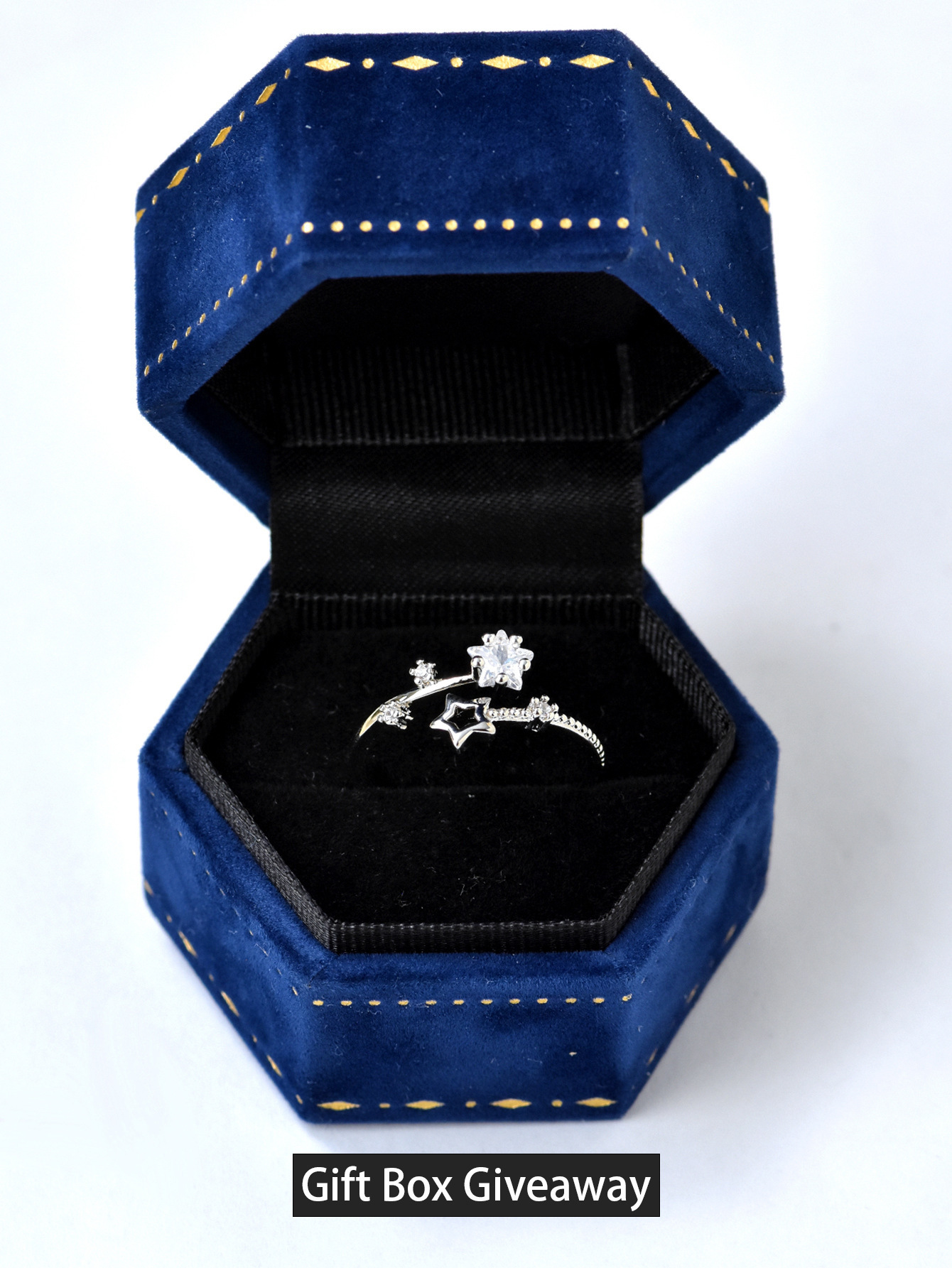 Style Personality Trendy Temperament Inlaid Diamond Hollow Star Ring for Women Titanium Steel Versatile High-end Sense Jewelry