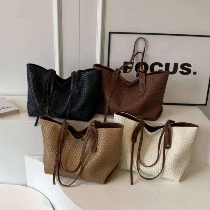 Women's Large Capacity Handbag For Winter PU Leather Fashion Trend Shoulder Side Bag Vintage Shopper Shopping Office Tote