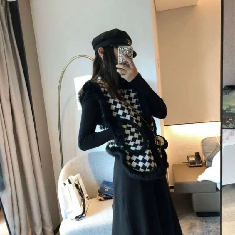 Lady Giletes Houndstooth Loose Pretty Winter Clothing Demi-season Womens Fur Vests Elegant Sleeveless Cold Clothes Fashion 2025