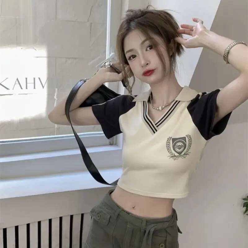 Female Tee Womens Polo Slim Graphic Short Sleeve T-shirt Youth Clothing Sales Y2k Fashion Original Basic New Korean T-shirts