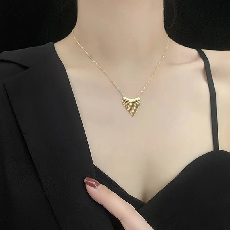 Fashion Light Personality Simple Heart Round Bead Tassel Necklace for Women Titanium Steel Non-Fading Jewelry