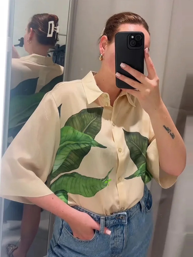 Casual Womens Flower Printed Shirts Short Suits Half Sleeve Turn-Down Collar Lady Sets 2025 Summer Fashion 2 Pieces Set Women 250616