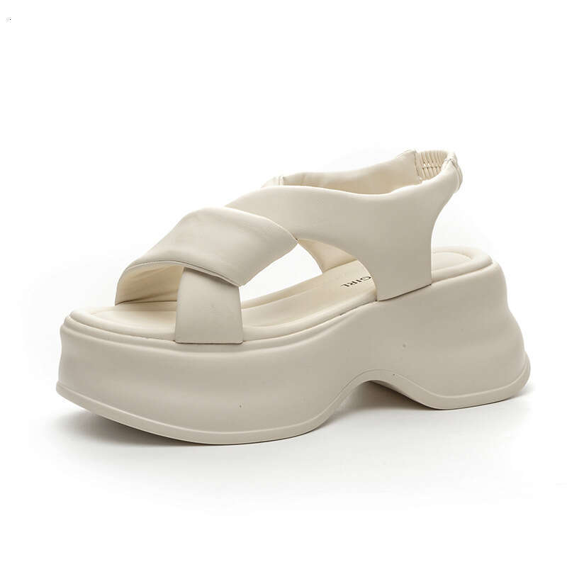 Platform For Petite Women New 2025 Summer New Fashionable Versatile Outdoor Wedge Height Increasing Casual Sports Sandals