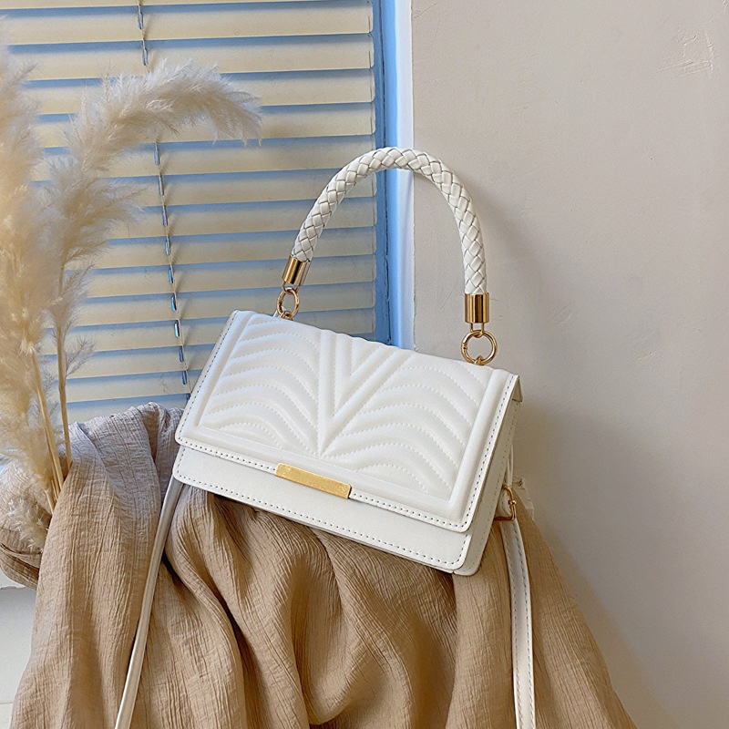 2025 Free Shipping Women's Designer Luxury Korean Edition Fashion Shoulder Bag Casual Lingge Cross Shoulder Small Square Bag black white