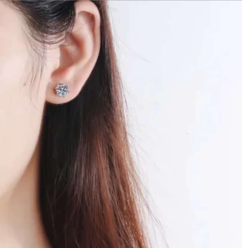 S925 Tremella Nail Moss Stone Earrings Classic Six Claw Earrings Rhodium-plated Simple Earrings