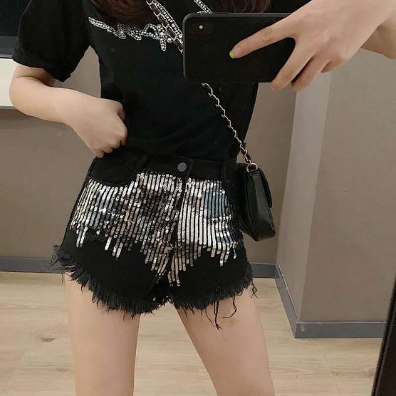 Womens Denim Shorts with Rhinestones Sequin Short Pants for Woman To Wear Trend 2025 Design Korean Style Outfits Youthful Jeans