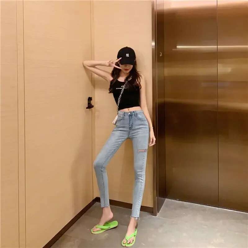 Pencil Slim Fit Womens Cropped Jeans Skinny Cowboy Pants for Woman Spring Harajuku Fashion Z Basics Clothing Emo Pipe Trousers