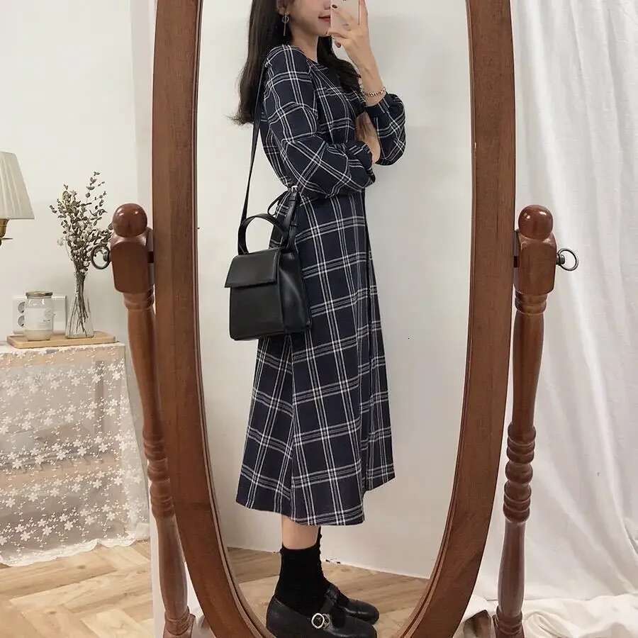 Female Dress Korean Style Womens Long Sleeve Dresses Chic and Elegant Pretty Midi Autumn Winter Outfits X Spring 2025 Beautiful
