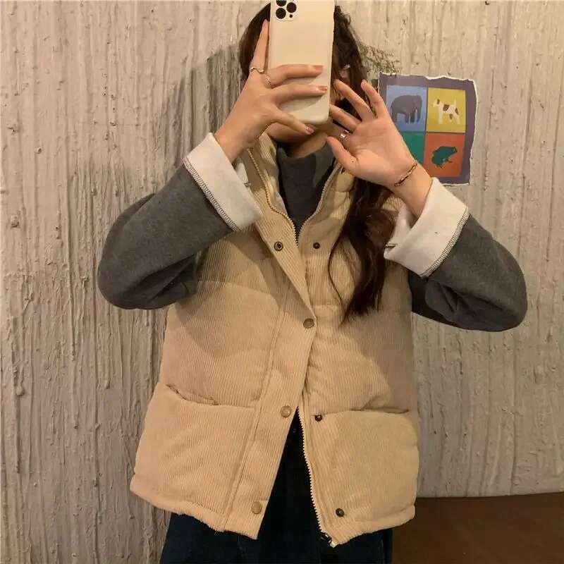 Loose Short Half Lady Padded Cotton Giletes Cold Autumn Casual New Outerwear Insulated Demi-season Womens Vests Trend 2025 Warm