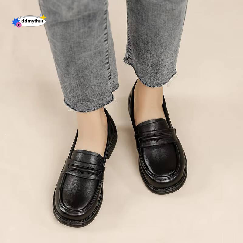 Women's Casual Loafers Slip On Leather Lightweight Walking Moccasins Classic Penny Loafer Flats Boat Shoes ddmythur