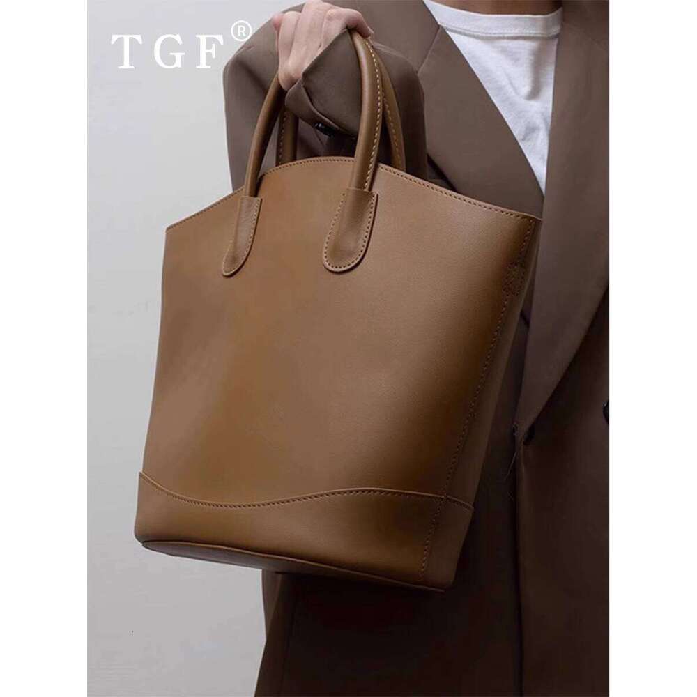 Tote Bag for Women New High Quality Texture Large Capacity Simple Commuter Shoulder Crossbody Handbag