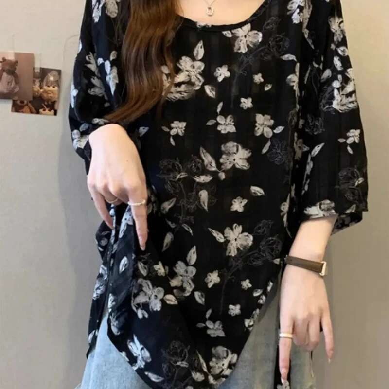 Short Sleeve Woman Tops Baggy T Shirt for Women Cheap Clothes 90s Vintage Pulovers One Pieces Sale Aesthetic Clothing Yk2 Korean