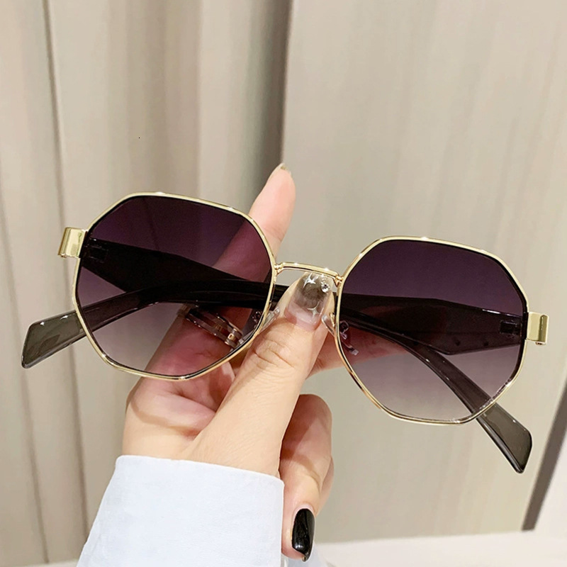 Multi-Sided Square Diamond Fashion Coffee Brown Sunglasses Trendy Large Frame Metal Glasses