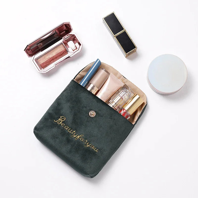 1Pc Girl Cute Towel Storage Bag Pad Pouch Women Makeup Organizer for Coin Purse Lipstick Headphone Travel Accessories 250614