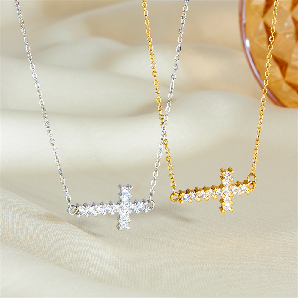 Fashion Minimalist Style Personality Dia-Studded Cross Necklace for Women Titanium Steel High-End
