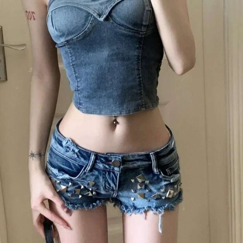 Trend 2025 Denim Shorts for Women With Waist Pocket Wide Short Jean Pants Woman Harajuku Fashion To Wear Casual Jorts Elegant XL