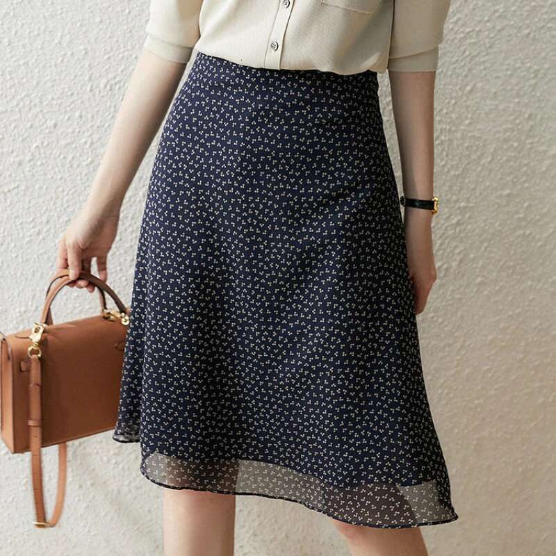 Female Skirts Chic and Elegant Womens Skirt To Knees Length A Line Harajuku New In Premium Korean Style Summer 2025 Trend Cheap