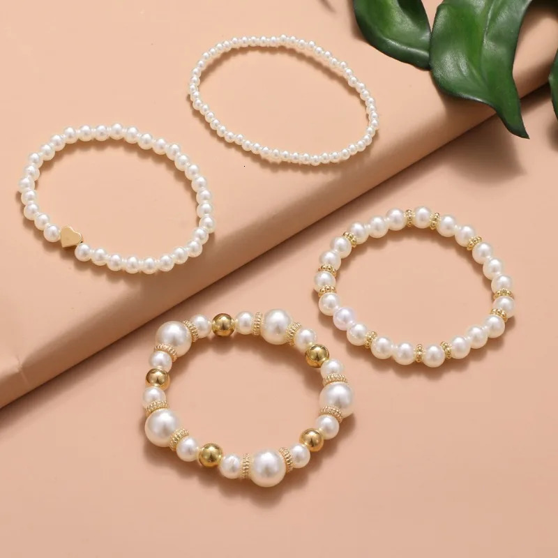 Beautiful and Versatile Pearl Love Womens Bracelet Set of 4 Ins High Grade Elegant Fashionable Jewelry 250613