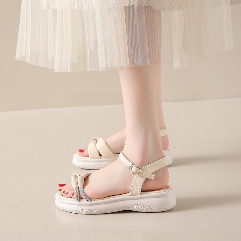Summer New Outdoor Soft soled Non slip Shoes Fashion Women's Sandals Designer Sandals Fashion Women's Slippers Sandals
