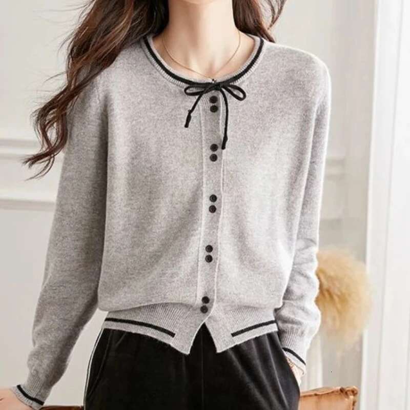 Knitted Sweater Woman Round O Neck Cardigan for Women Jacket Outerwear Elegant Casual Aesthetic Y2k Long Sleeve Fall 2025 Light