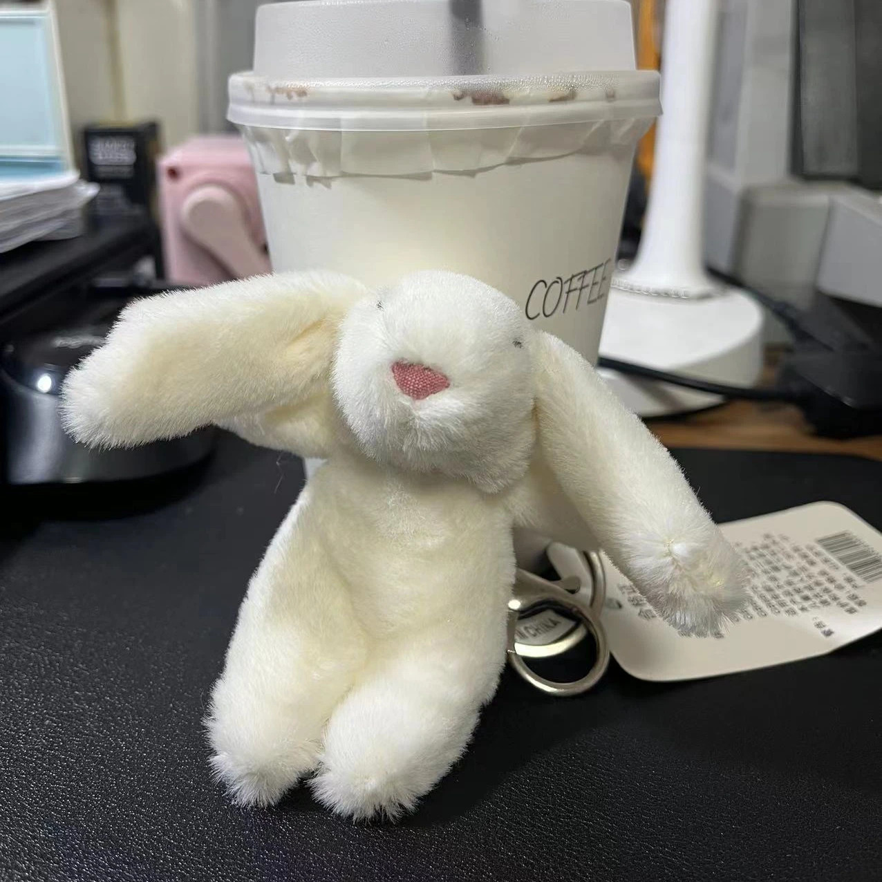 Stuffed Animals Cute Cartoon Rabbit Keychain Love Pompom Trinket Toy Girl Bag Car Keychain Mobile Phone Pendant Jewelry Gift 250616