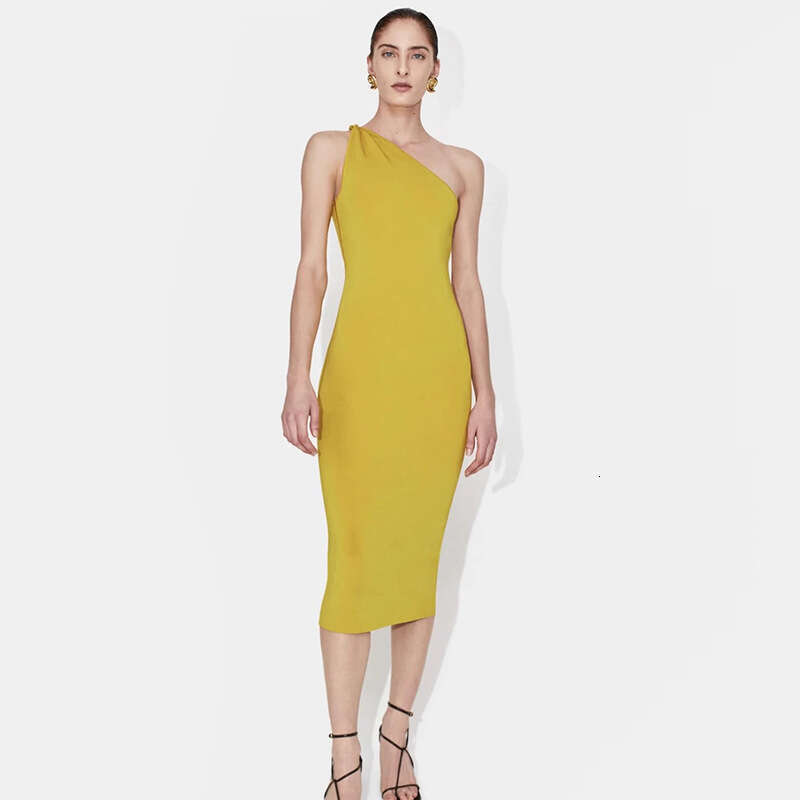Robe De Designer Fulllace Tender June 921 Spring and Autumn New 2025 Solid Color Single Shoulder Twist Slim Fit Knitted Dress French Elegant Style