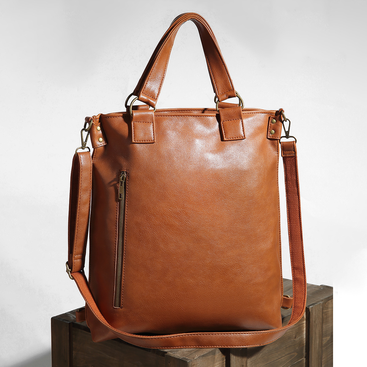 Fashion Free Shipping Designer Handbag Retro Women's PU Leather Notebook Handbag Classic Backpack Luxury Outdoor Travel Bag