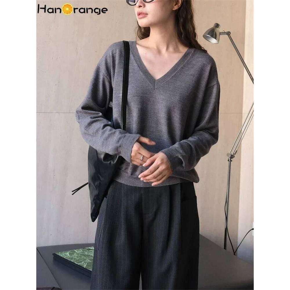 HanOrange 2024 Autumn Lazy V-neck Woolen Knitted Sweater Women Smooth Soft Look Casual Top Light Green/Light Floral Gray