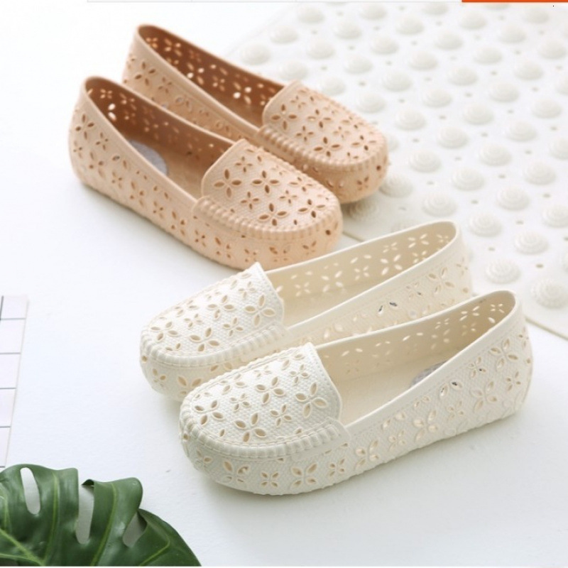 Summer women's hollow white shoes, women's sandals, non slip flat shoes, designer sandals, fashionable women's slippers