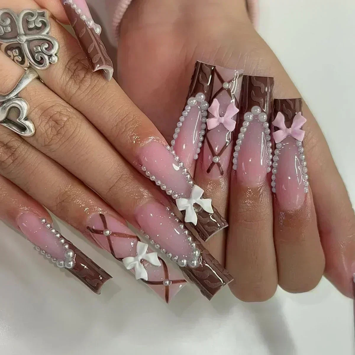24Pcs Long Square Press on Nails Love Pattern n Artifical Coffin False Nail Brown French Wearable Full Cover Fake Nail Tips 250611