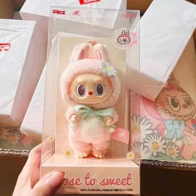 New The Monsters Labubu V3 LetS Checkmate Series Pendent Vinyl Face Doll Figure Queen Keychain Pendant Labubu Surprise GiftT250305