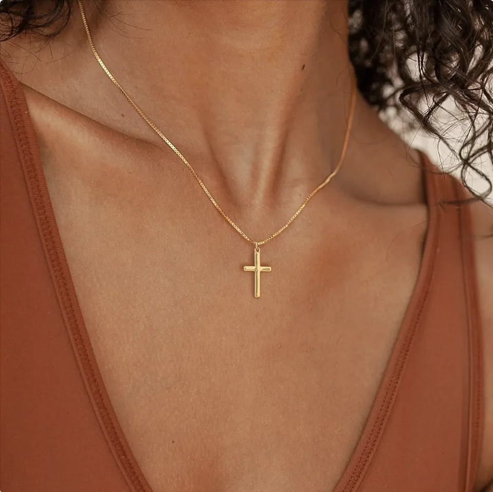 Womens cross necklace 14K gold-plated exquisite small cross pendant necklace250616