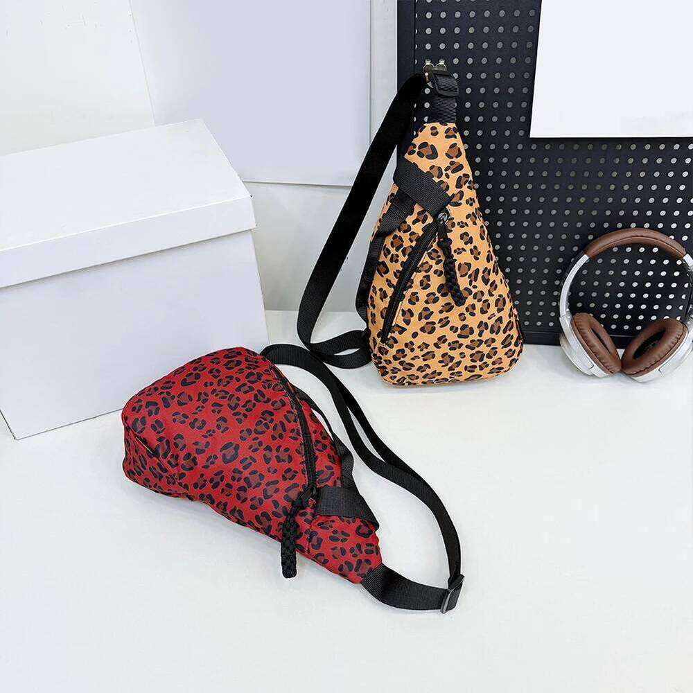 Women All Match Crossbody with Adjustable Strap Sports Chest Large Capacity Trendy Sling Female Travel Commute Bag bag