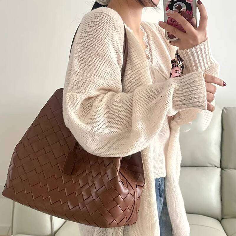 New Niche Design Woven Large Capacity Tote Underarm Handbag Shoulder Crossbody Bag