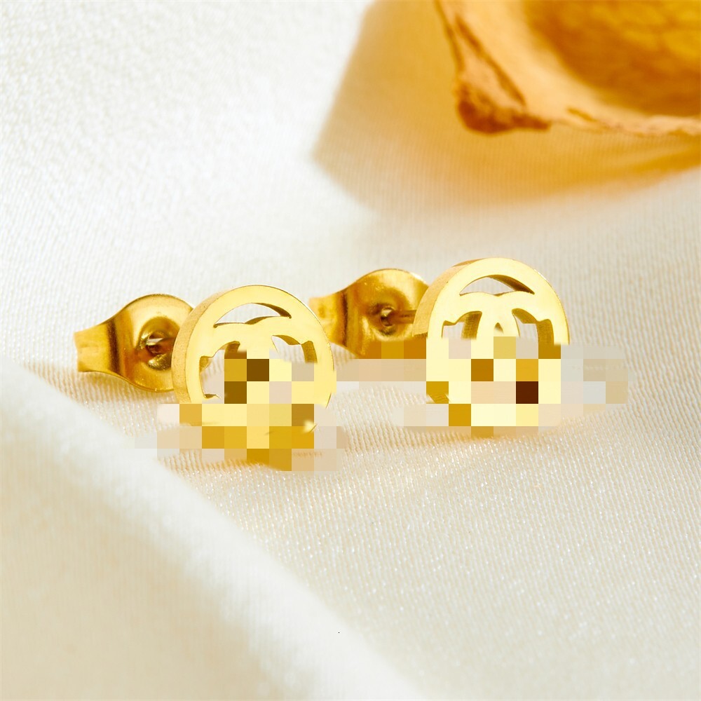 Style Stainless Steel Non-Fading Gold-Plated High-End Necklace for Women