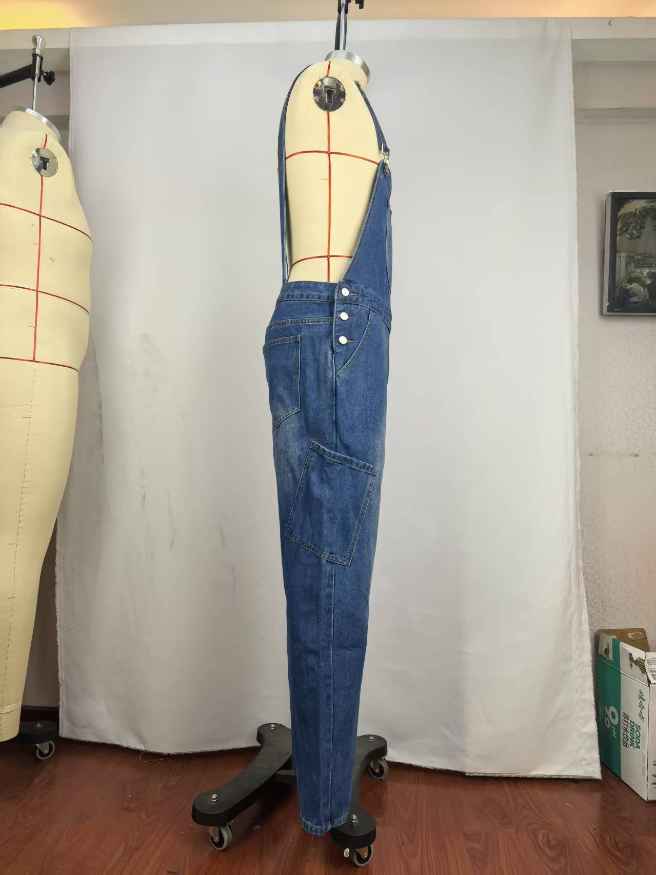 Men's Denim Cargo Shorts with Adjustable Shoulder Straps Men's denim overalls a wide range of styles