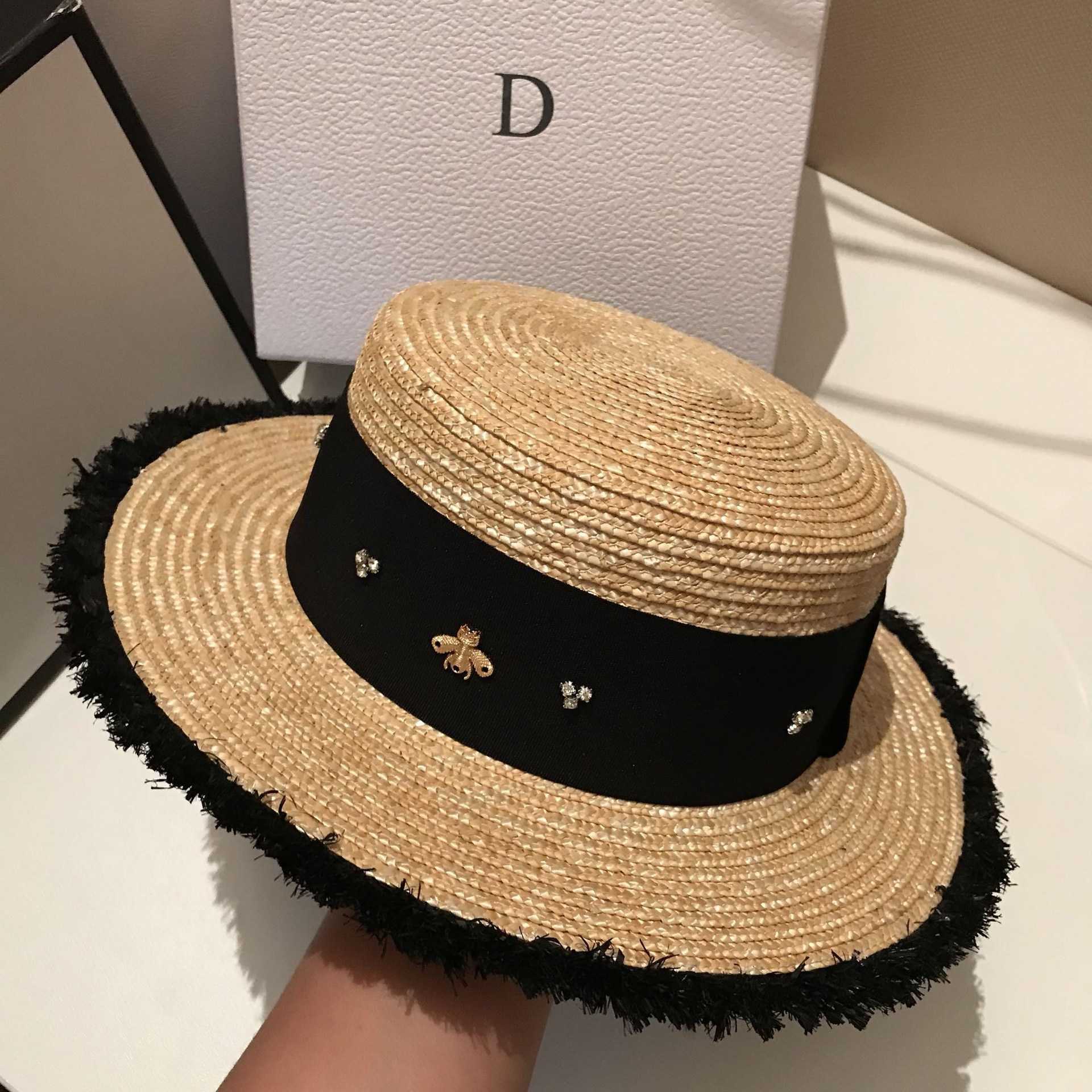 French bee straw hat hand woven straw flat top hat beach hat versatile travel sun hat 250615