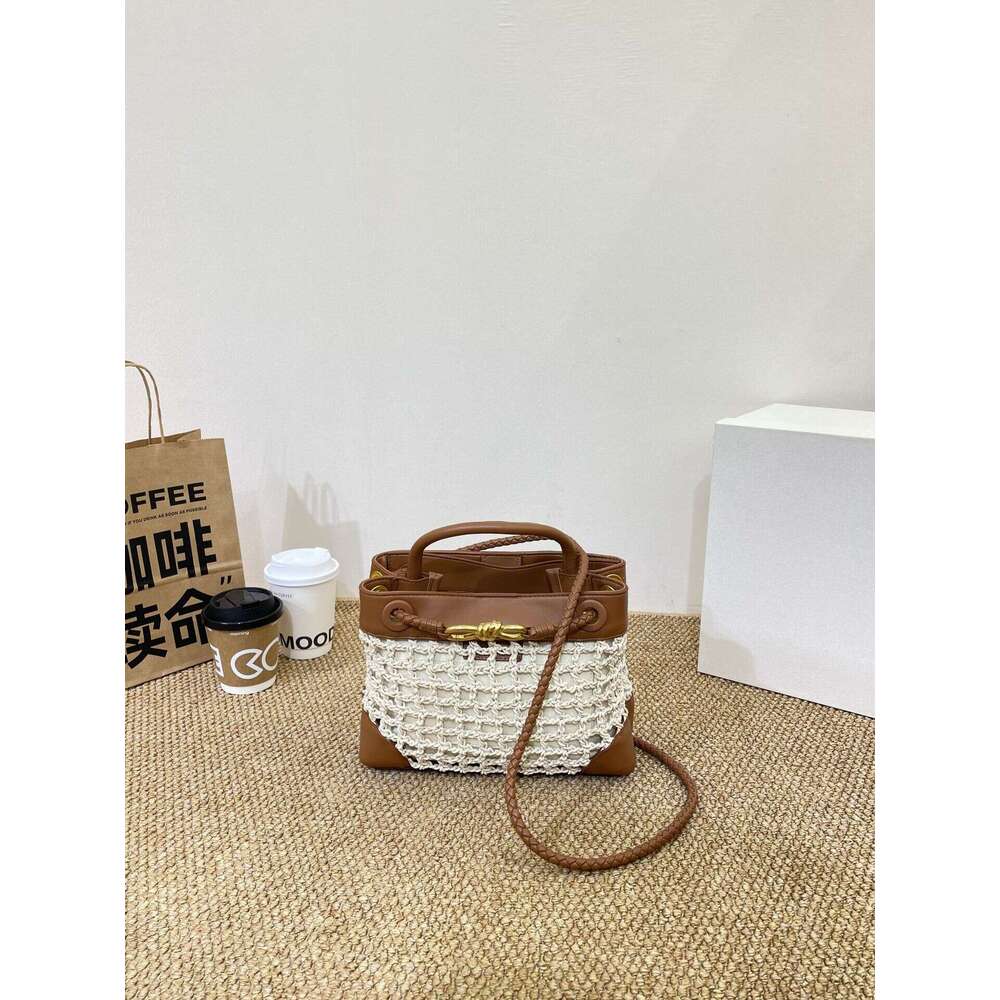 Old Money Style Minimalist Cowhide Andiao Woven Large Capacity Commuter Tote Bowknot Single Shoulder Crossbody Women s Bag