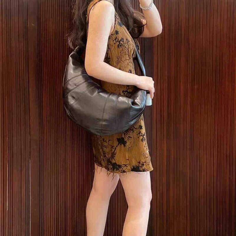 Brand Lambskin Genuine Leather Croissant Trendy Must-have Shoulder Crossbody Bag Couple Style