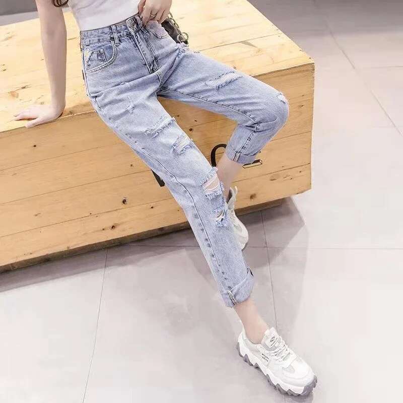 With Holes Womens Jeans Loosefit Female Cowboy Pants Korean Popular Clothes Vibrant 90s 2025 High Quality Shiny Cheap Trousers
