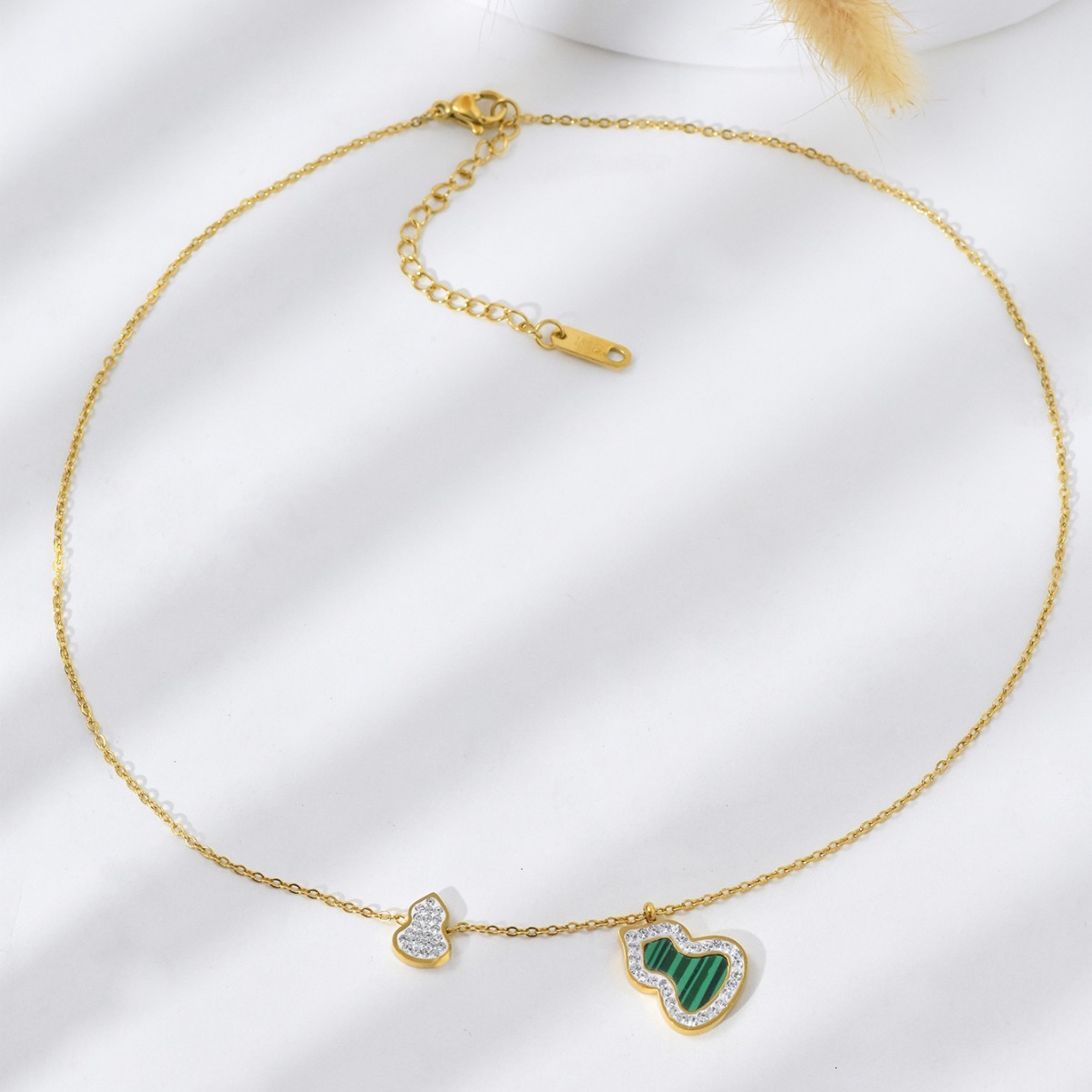 Fashion Light Style Simple Personality Versatile Dia-Encrusted Gourd Necklace for Women High-End Titanium Steel Non-Fading Jewelry