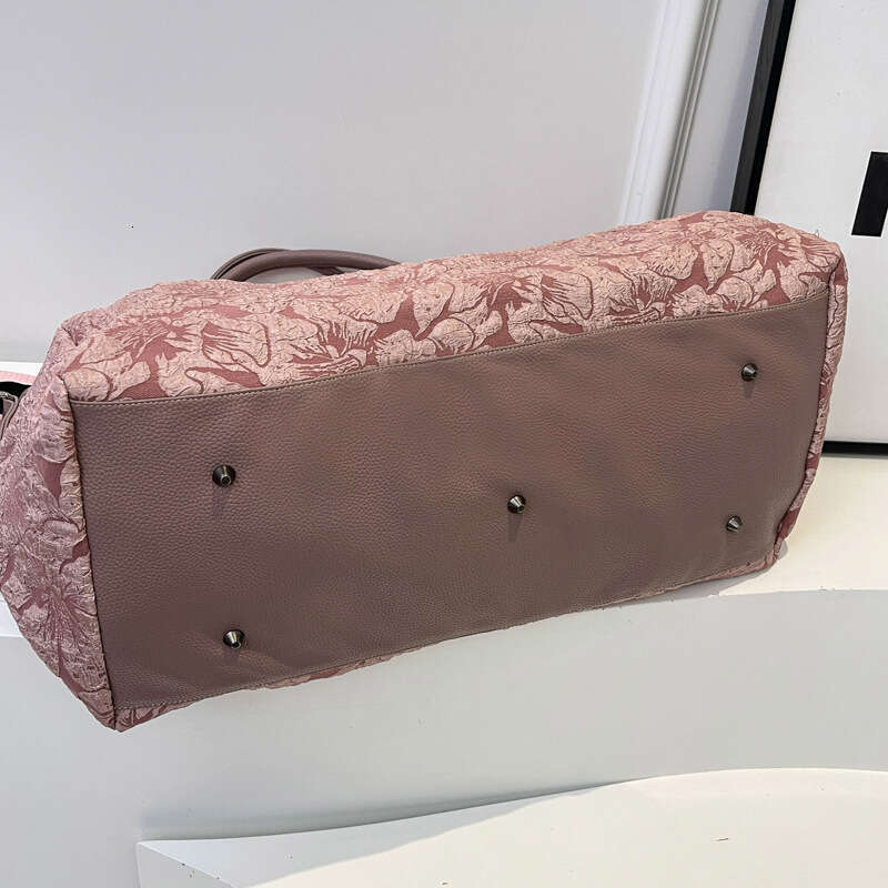 Travel Bag For Women, Large Capacity, Lightweight, Business Trip, Handheld Sports Fitness Bag, High-End Feel, Student Dormitory duffle bag Designers D